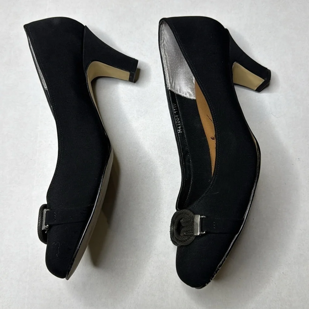 Ros Hommerson black pumps size 11 wide
